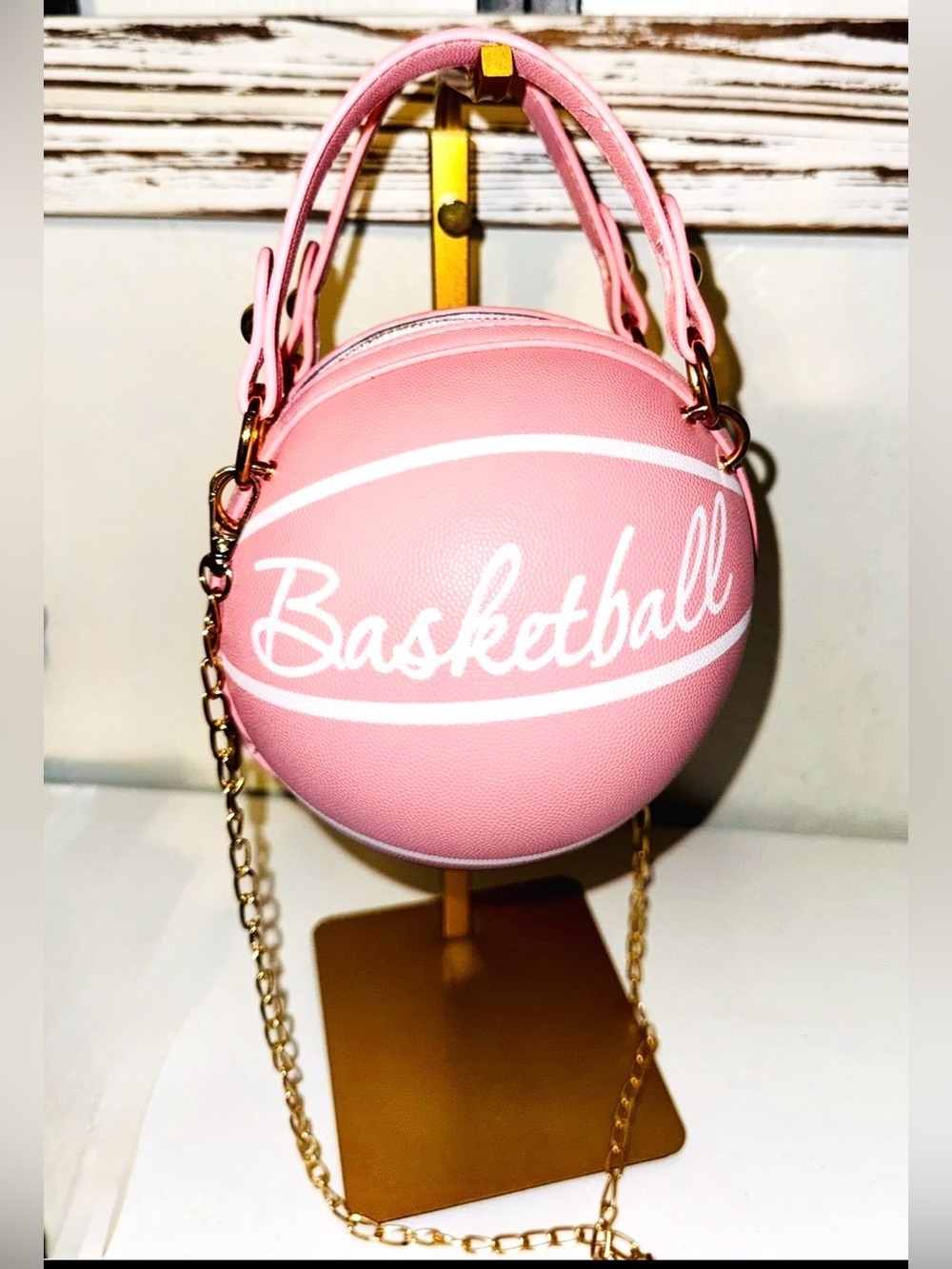 NEW Pink Faux Leather Basketball Crossbody Bag w Double Handle Drop & Gold Chain - Picture 11 of 16